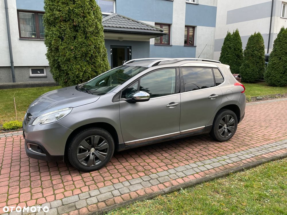 Peugeot 2008 PureTech 110 Stop&Start EAT6 Allure - 3