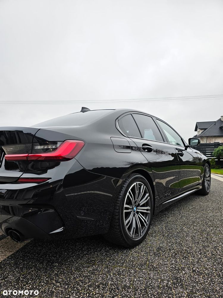 BMW Seria 3 320d xDrive M Sport Sport - 8