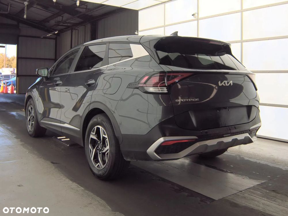 Kia Sportage 1.6 T-GDI Business Line 4WD DCT - 6