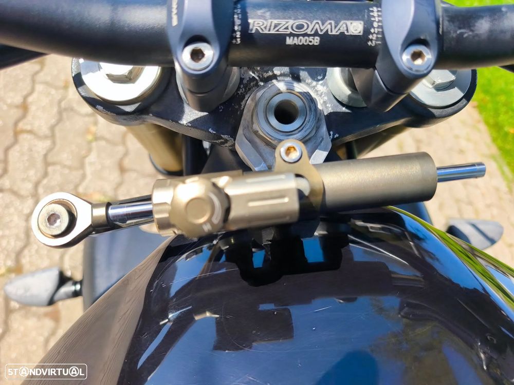 Triumph Street Triple 675 - 14