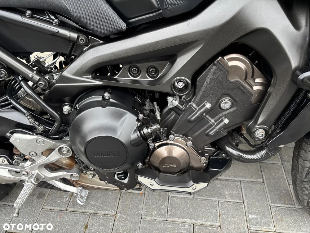 Yamaha MT - 8