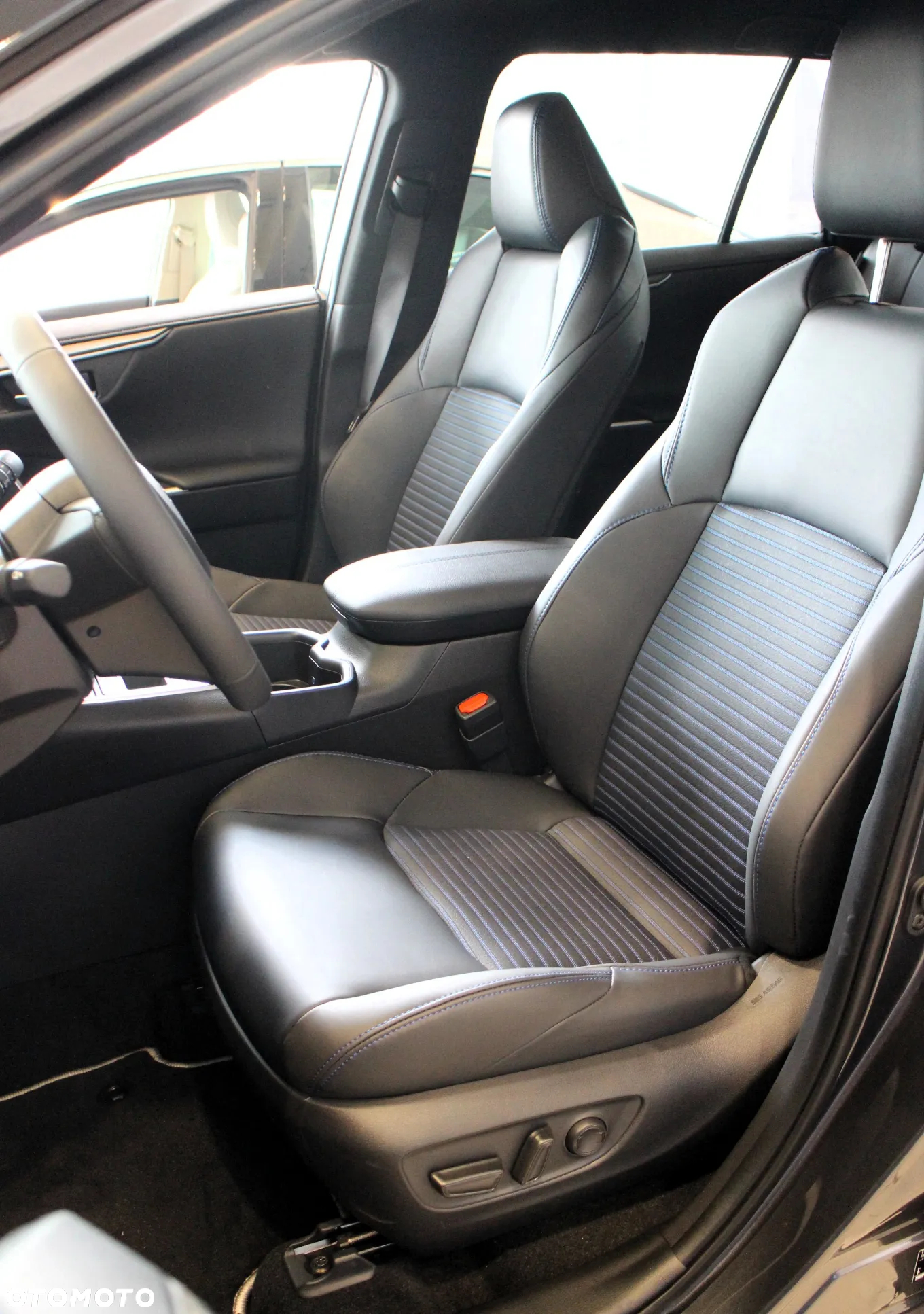 Toyota RAV4 2.5 Hybrid Selection 4x2 - 5