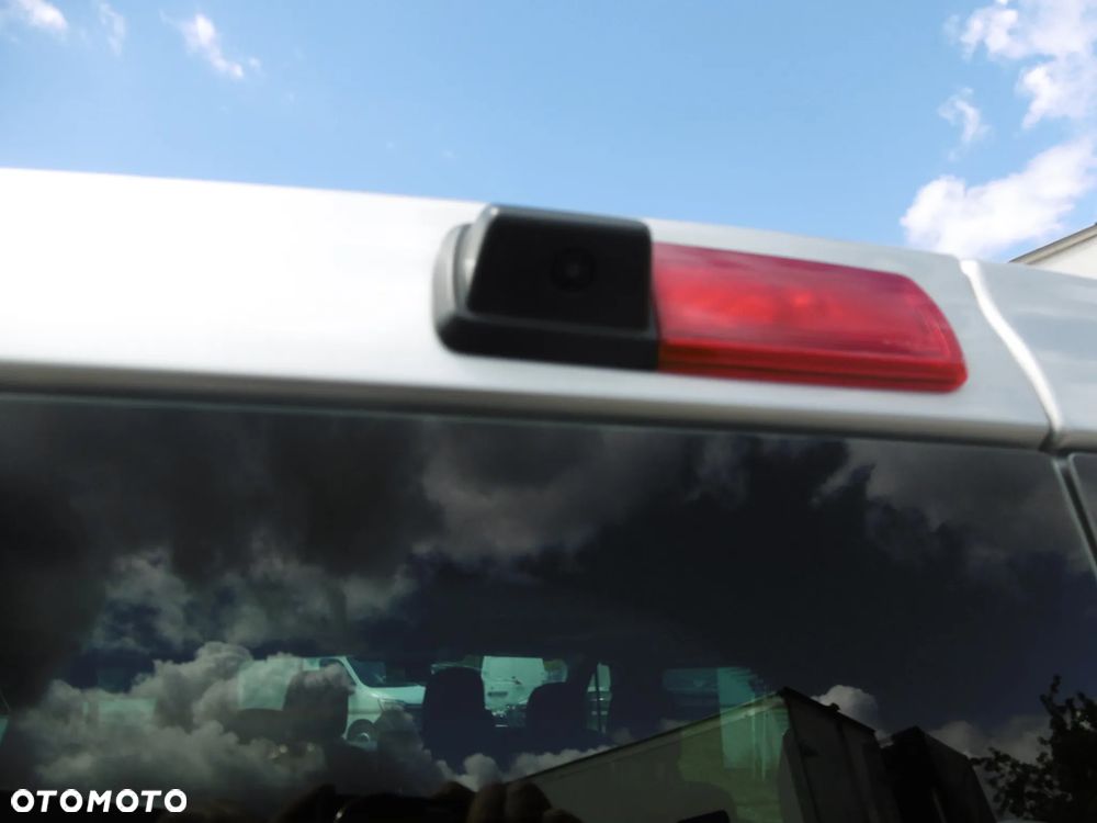 Renault Trafic ver-2-0-dci-escapade - 9