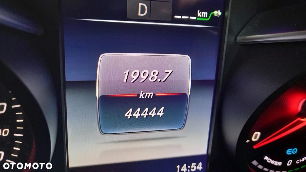 Mercedes-Benz GLC - 19