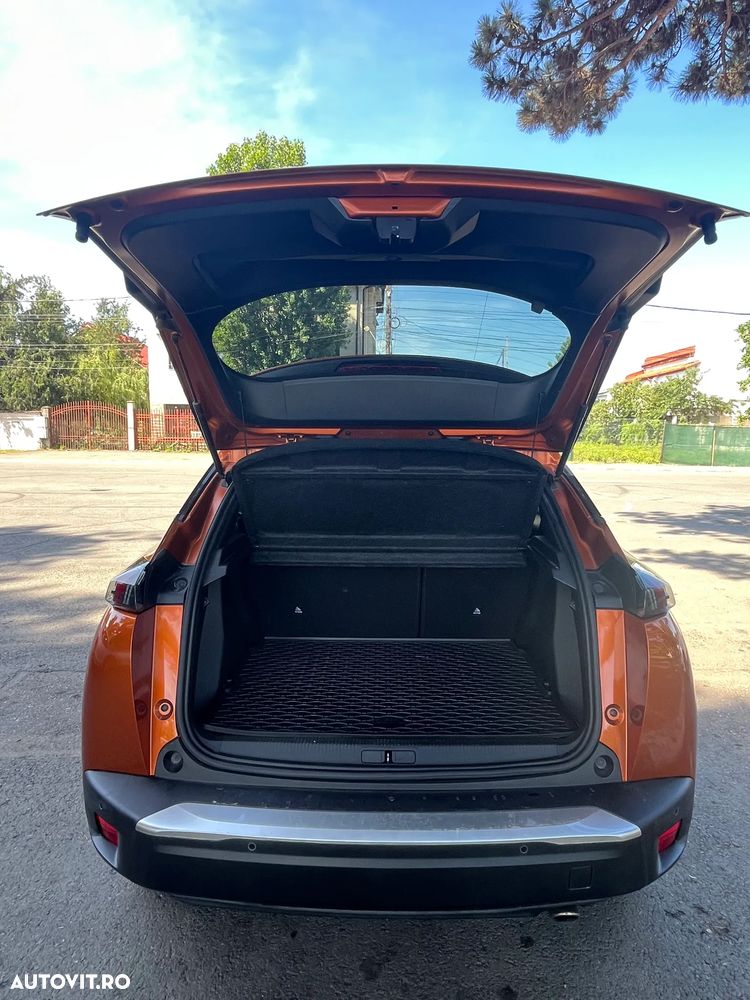 Peugeot 2008 1.5 BlueHDI 130 S&S EAT8 Allure - 8