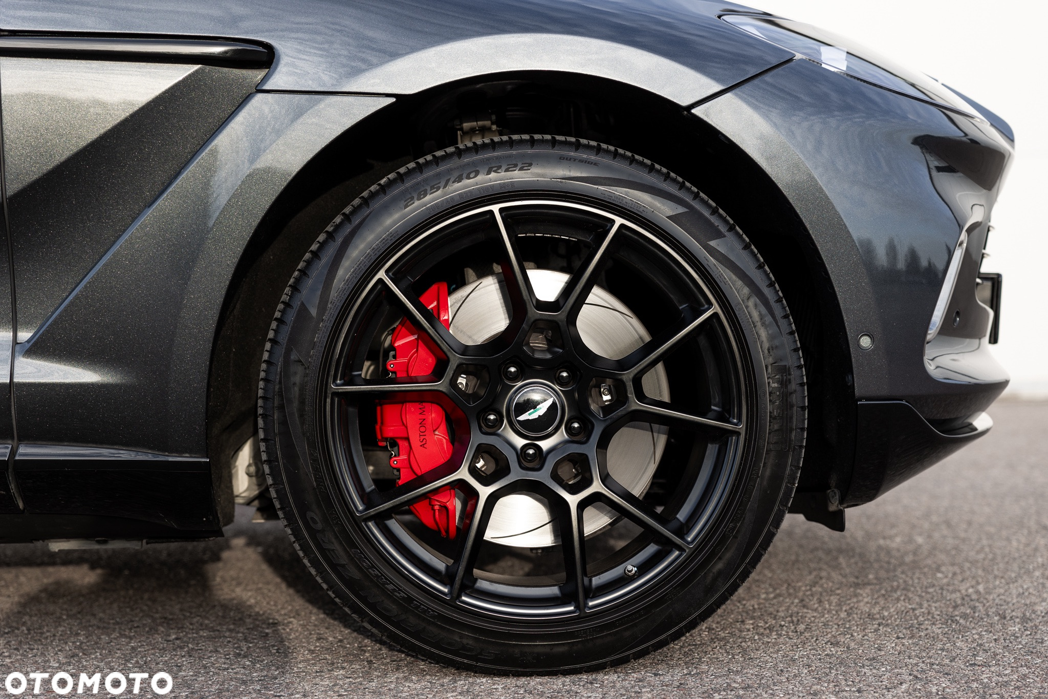 Aston Martin DBX Standard - 10