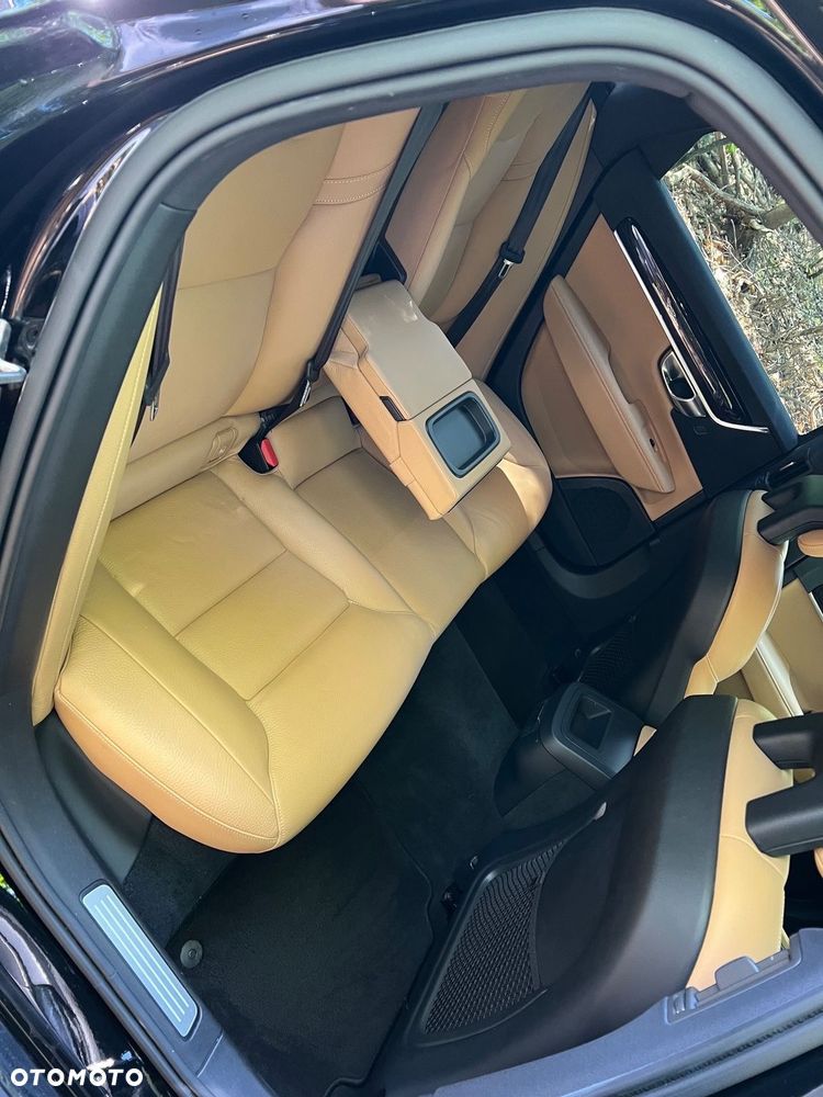 Volvo S90 D4 Momentum - 16