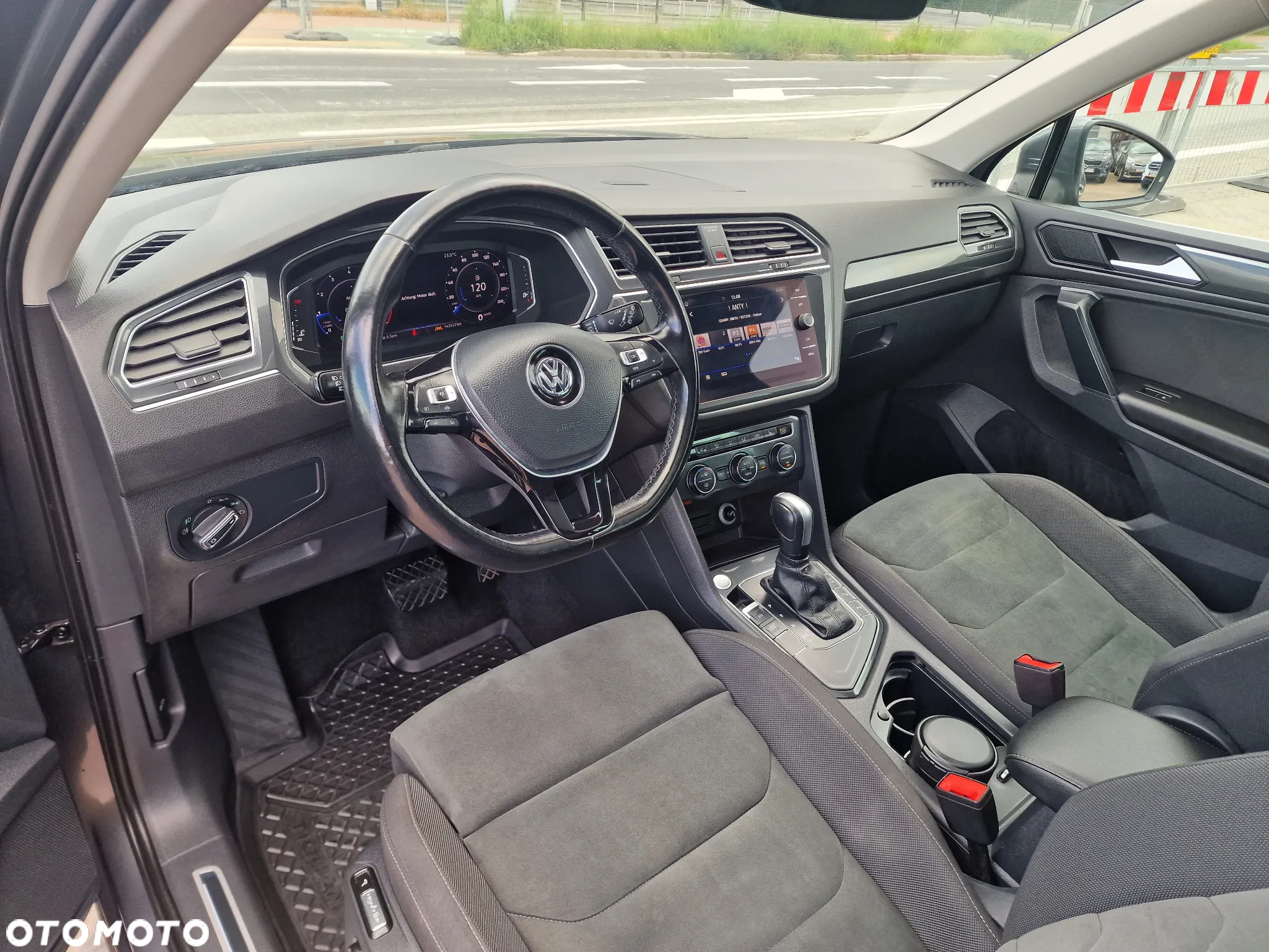 Volkswagen Tiguan Allspace 1.5 TSI EVO Comfortline DSG - 10