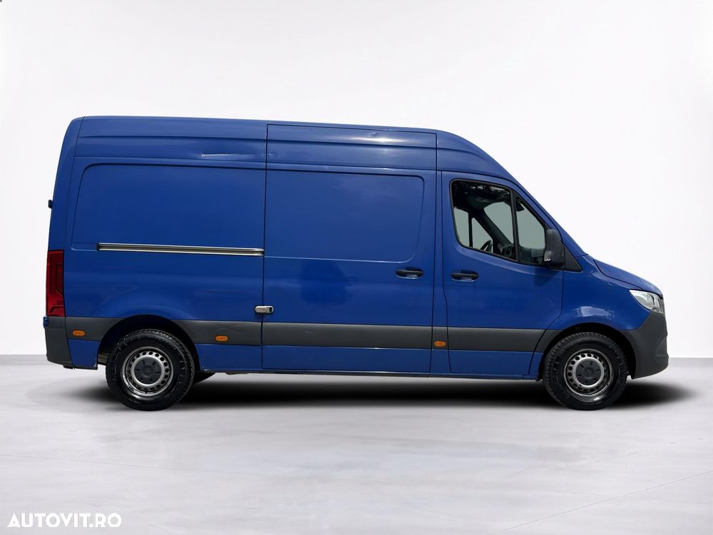 Mercedes-Benz Sprinter - 7