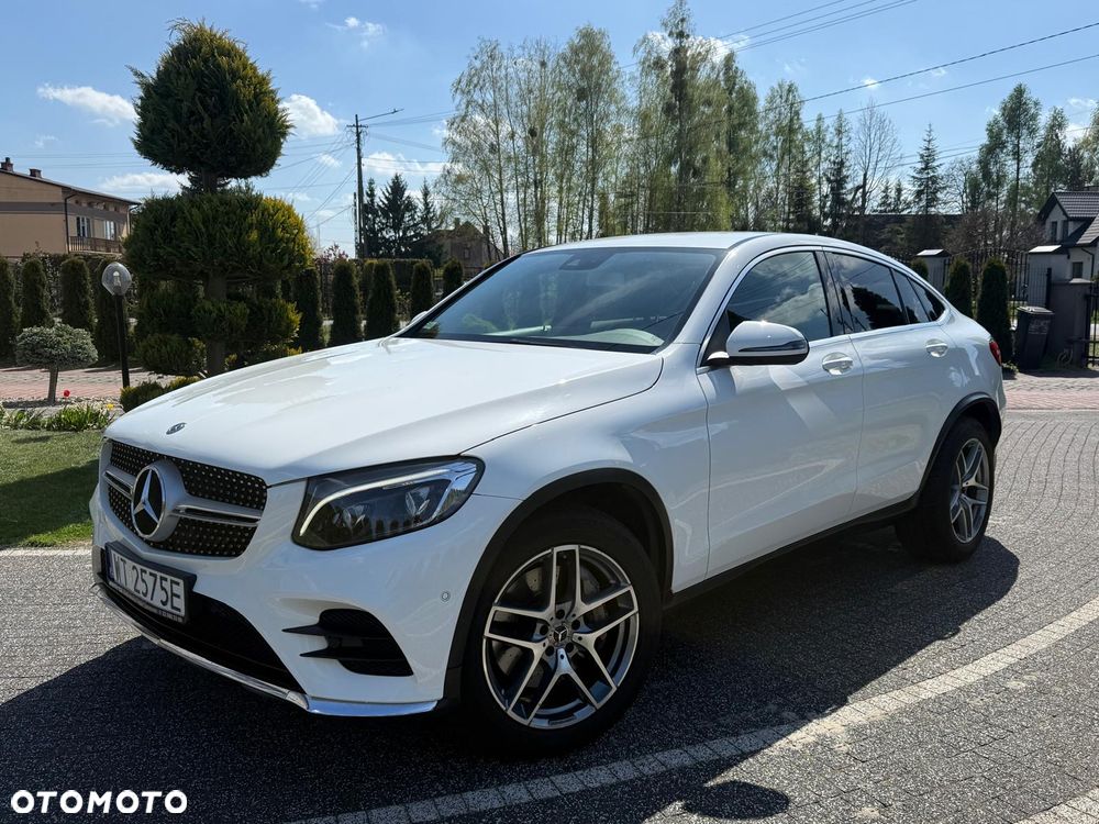 Mercedes-Benz GLC 250 4Matic 9G-TRONIC AMG Line - 2