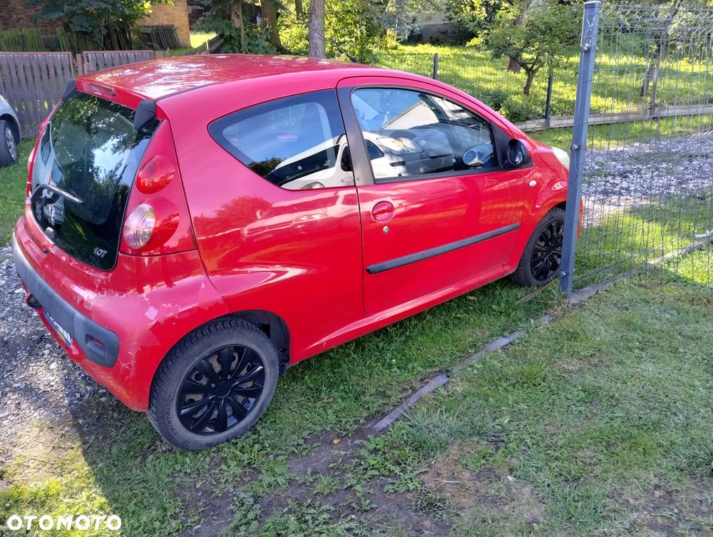 Peugeot 107 - 4