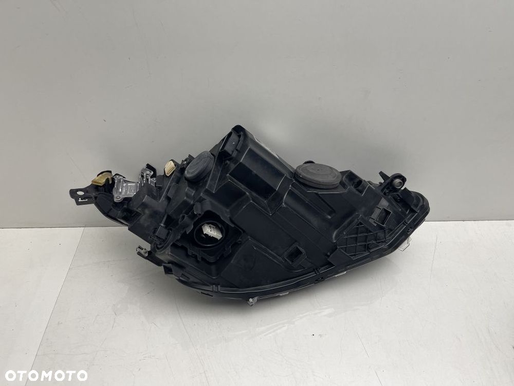 LAMPA LEWA VW GOLF VIII FULL LED 5H1941005 - 5