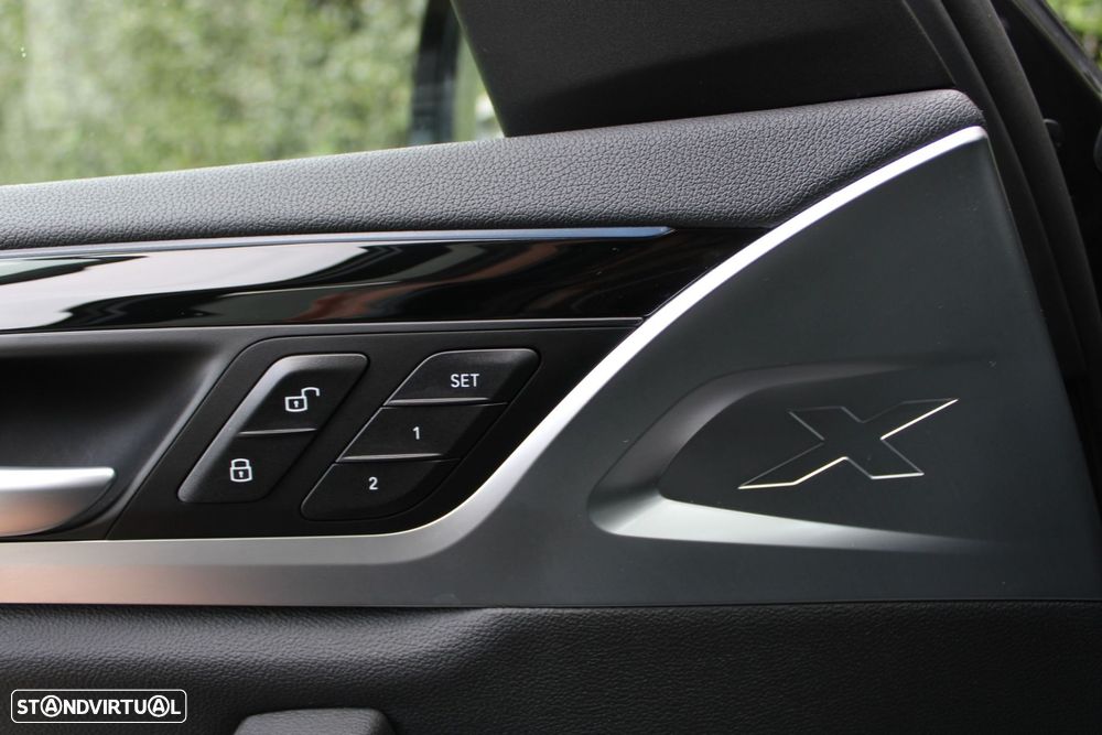 BMW iX3 M Sport Inspiring - 33