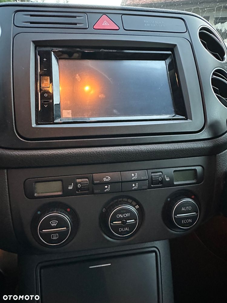 Volkswagen Golf V 2.0 TDI Comfortline - 12