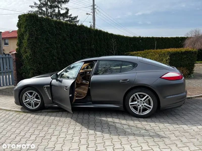 Porsche Panamera 4S PDK - 7