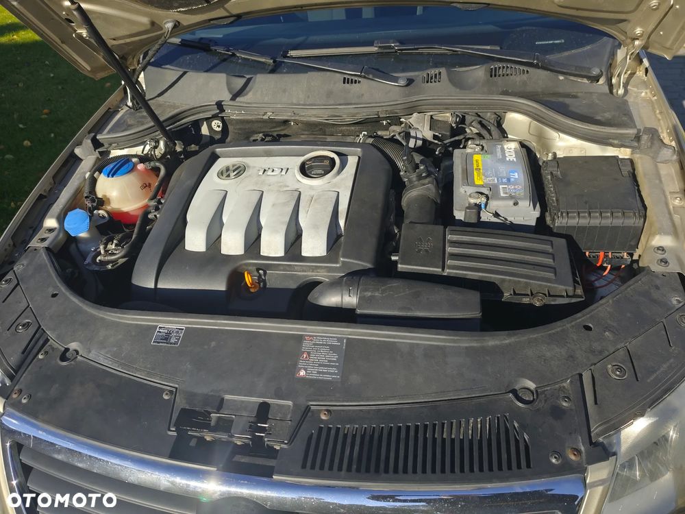 Volkswagen Passat - 6