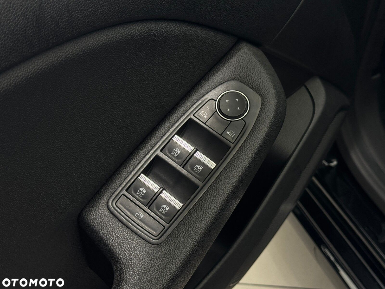 Renault Clio - 20