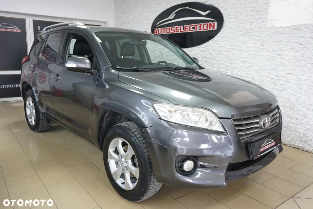 Toyota RAV4 2.2 D-4D 4x4 - 9