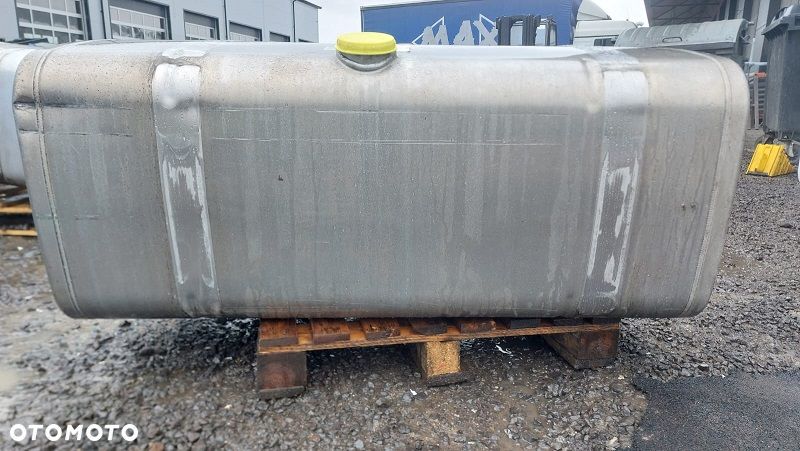 Zbiornik MAN 81.12201-6931 - 5