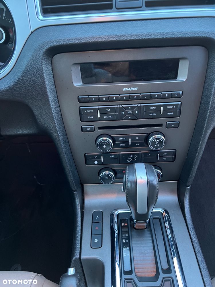 Ford Mustang 3.7 V6 Premium - 16
