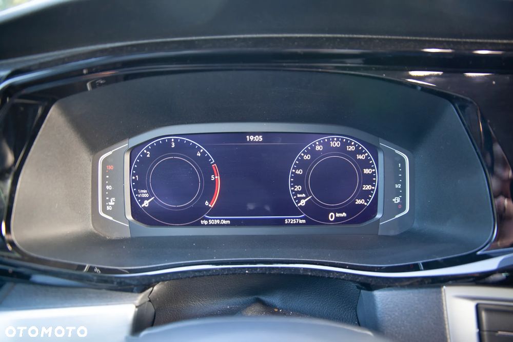 Volkswagen California - 28