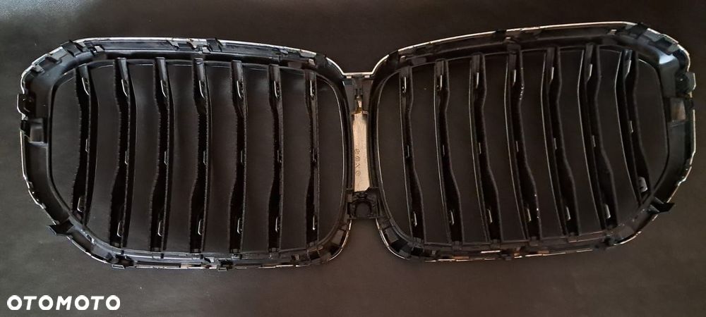 Atrapa Grill Oryginalny BMW X5 G05 z wejściem pod kamerką - 4
