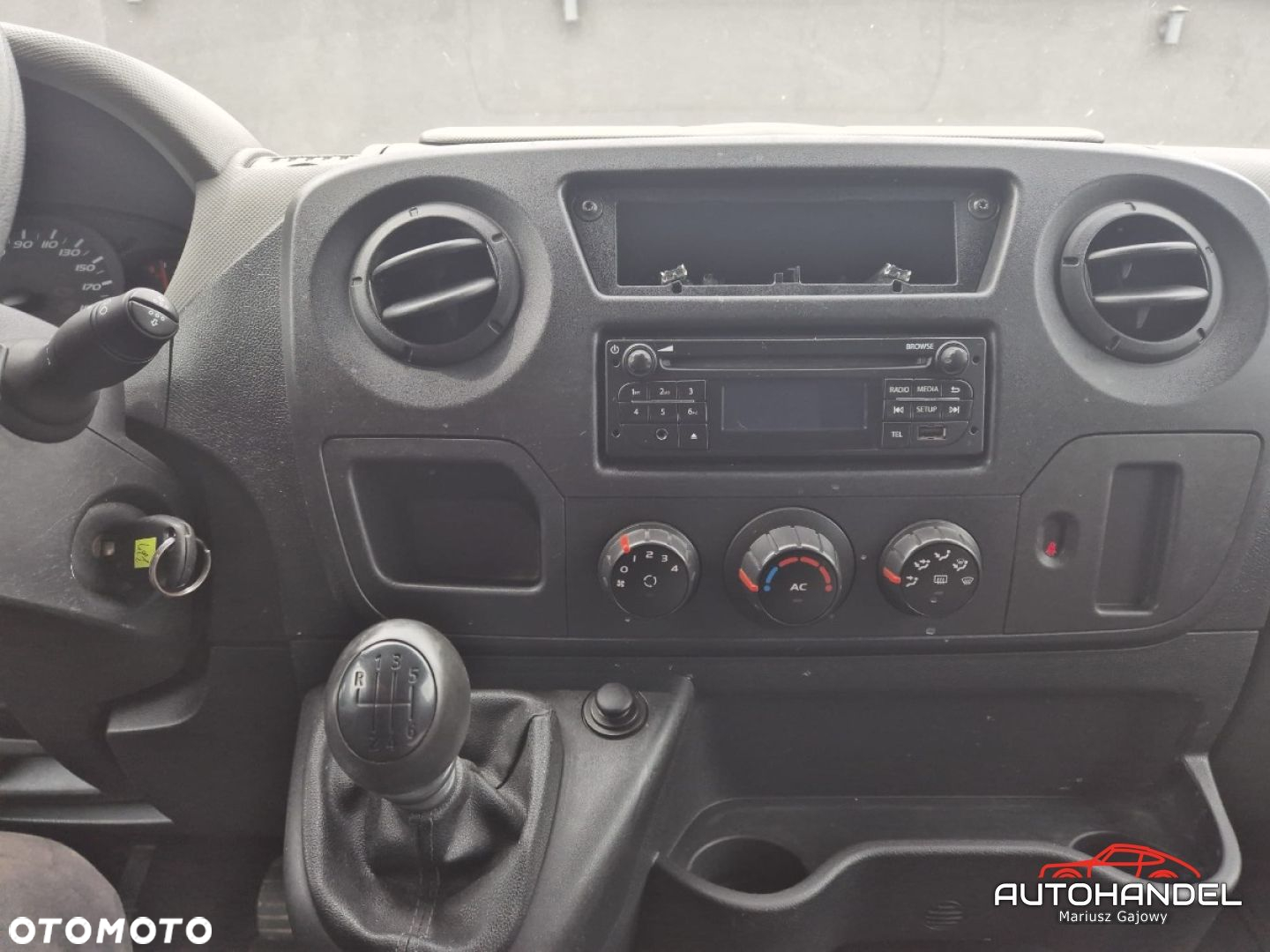 Nissan NV400 - 16
