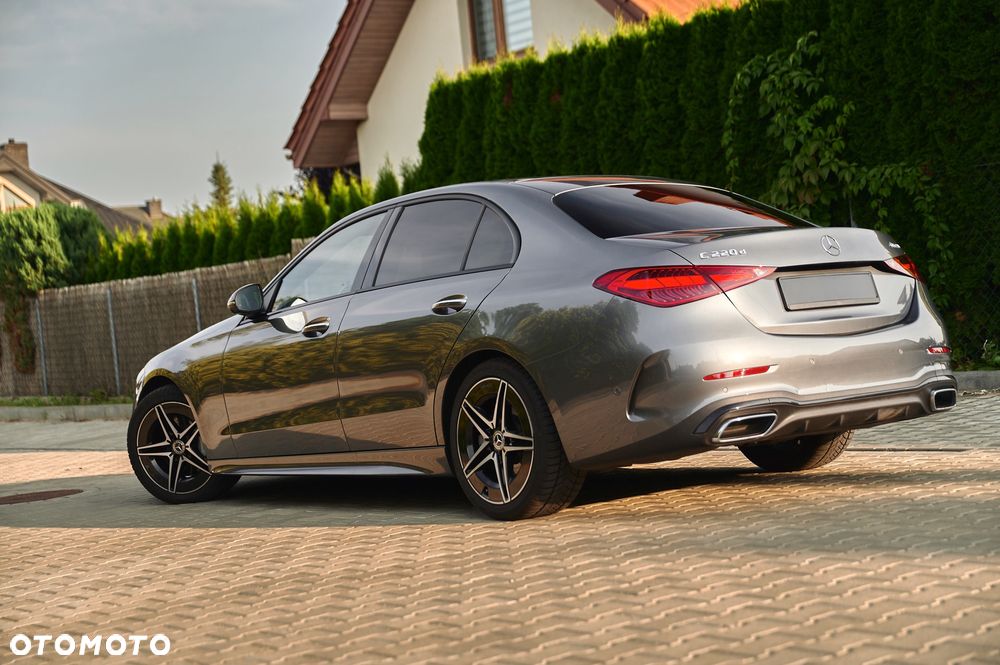 Mercedes-Benz Klasa C 220 d mHEV 4-Matic AMG - 10