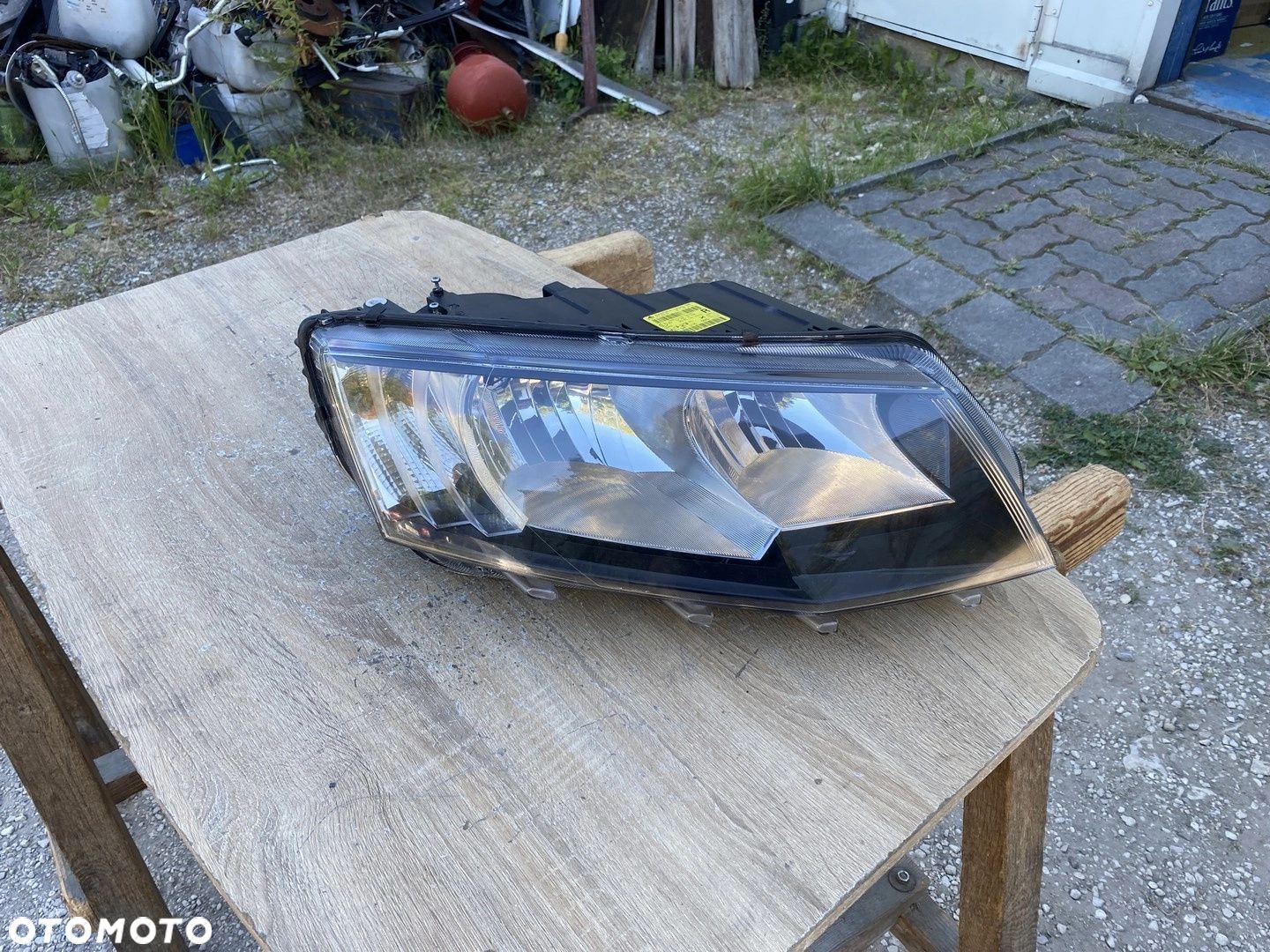 LAMPA PRZEDNIA PRAWA SKODA OCTAVIA III 5E 13-17 5E1941016 - 1