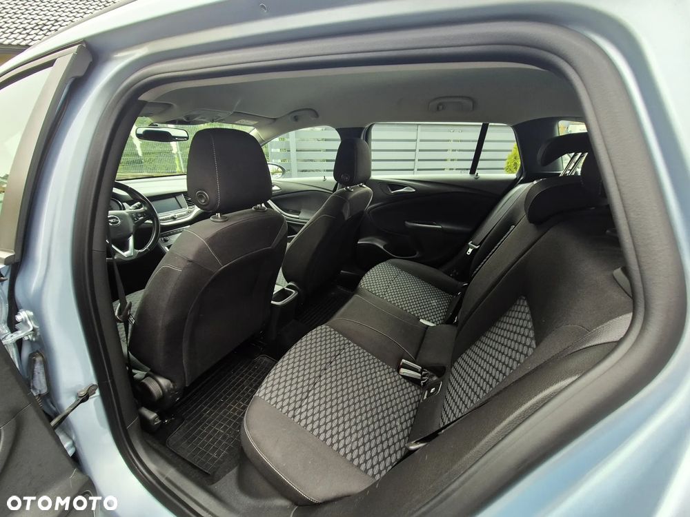 Opel Astra 1.4 T Enjoy - 12