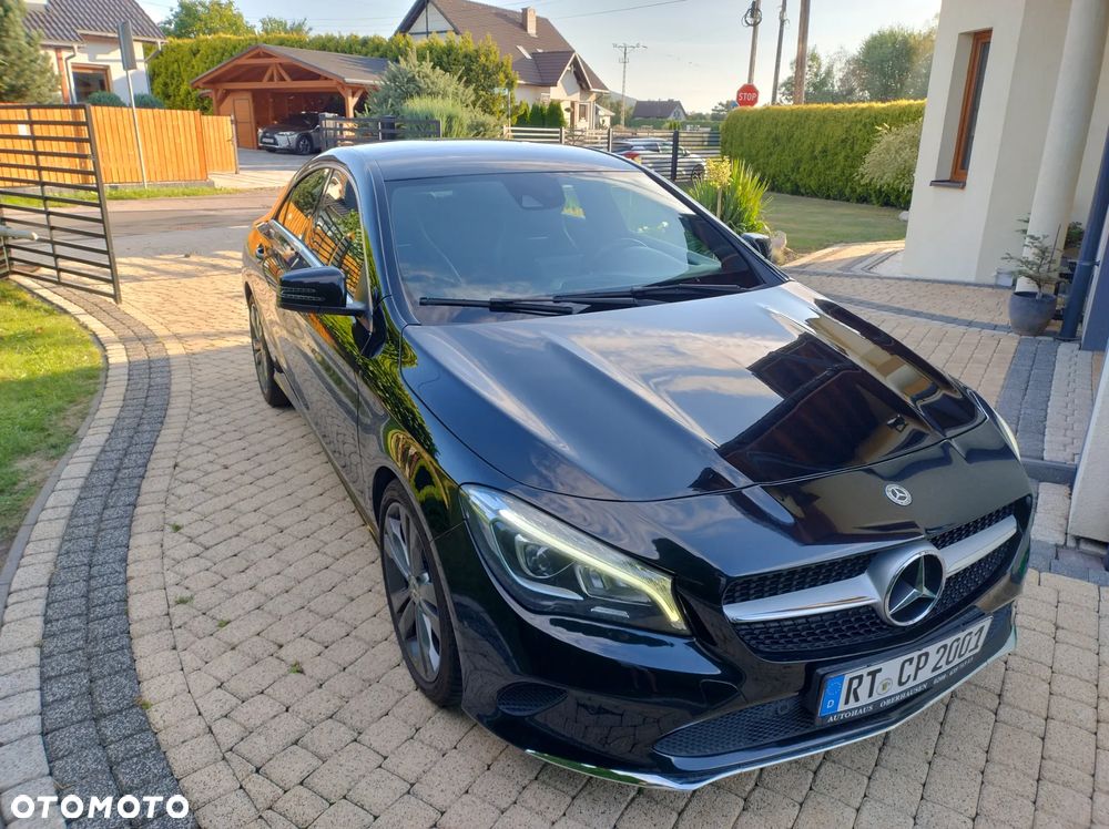 Mercedes-Benz CLA 200 UrbanStyle Edition - 2