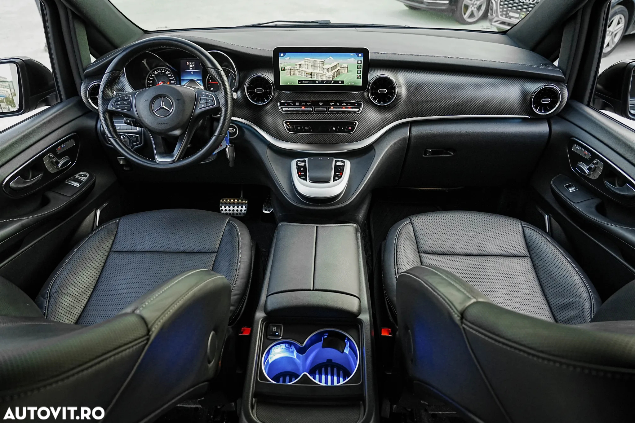 Mercedes-Benz V 300 d lang 4Matic 9G-TRONIC Avantgarde Edition 2023 - 3