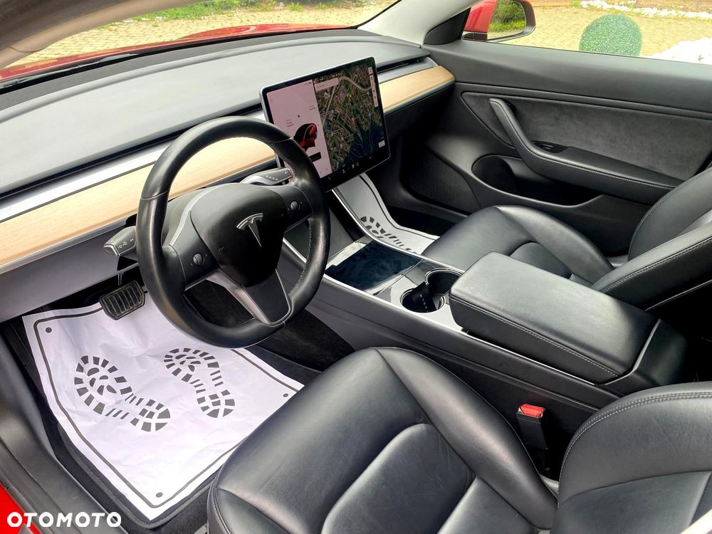 Tesla Model 3 - 27