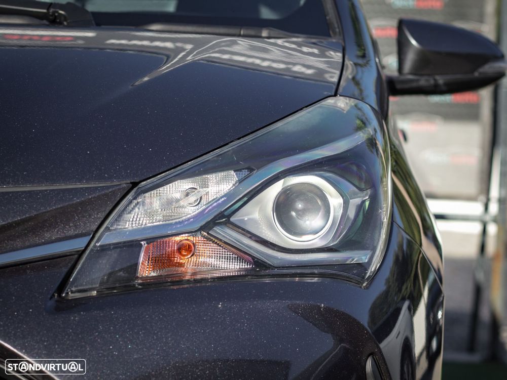 Toyota Yaris 1.0 VVT-i Exclusive - 6