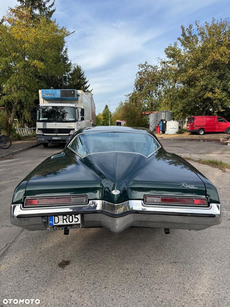 Buick Riviera - 6