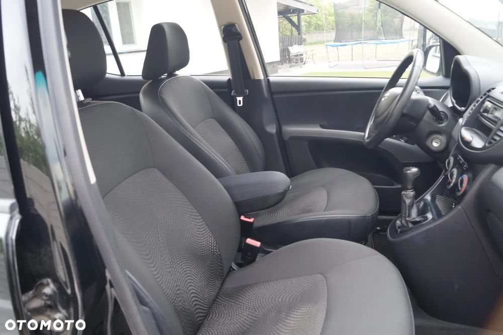 Hyundai i10 1.1 Edition 20 - 30