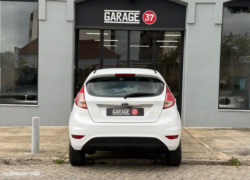 Ford Fiesta - 7