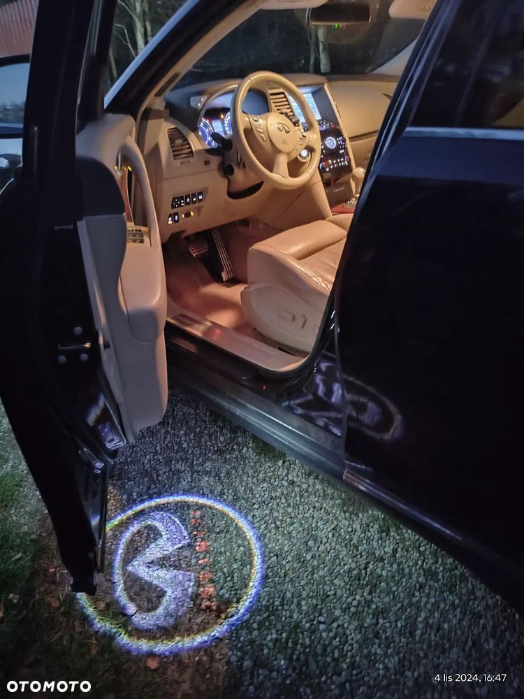 Infiniti QX70 3.0d S Premium - 7