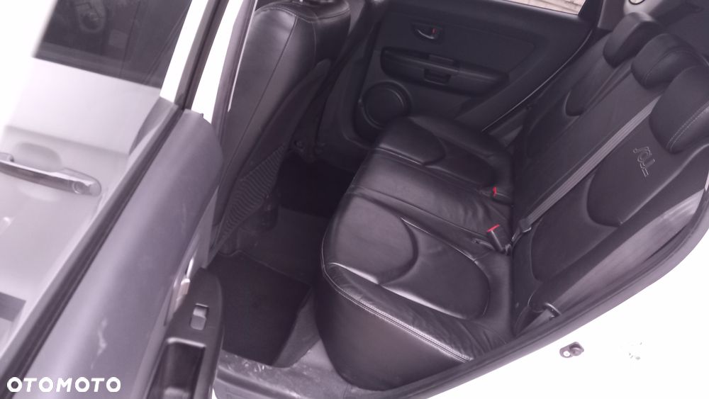 Kia Soul 1.6 CRDI White Collection - 21