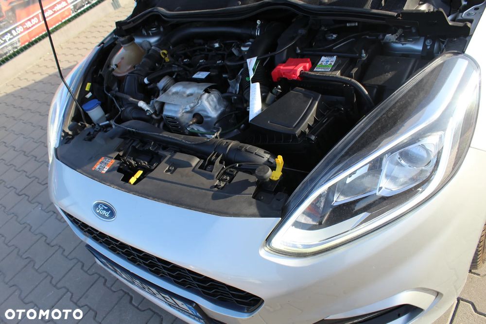Ford Fiesta 1.0 EcoBoost S&S ST-LINE - 31