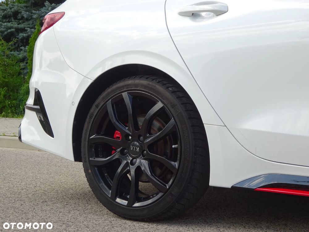 Kia ProCeed 1.6 T-GDI GT DCT - 32