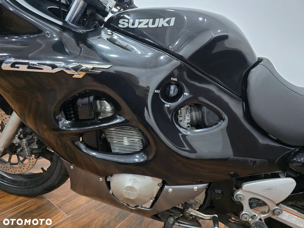 Suzuki GSX-F - Katana - 26
