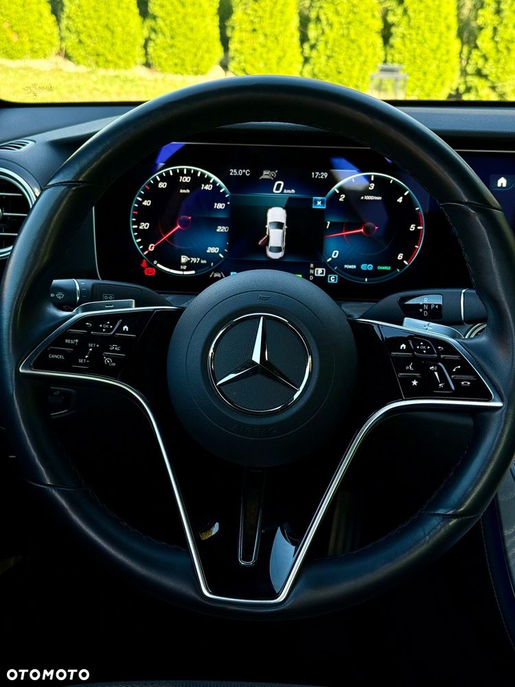 Mercedes-Benz Klasa E 300 d 4-Matic Avantgarde - 18