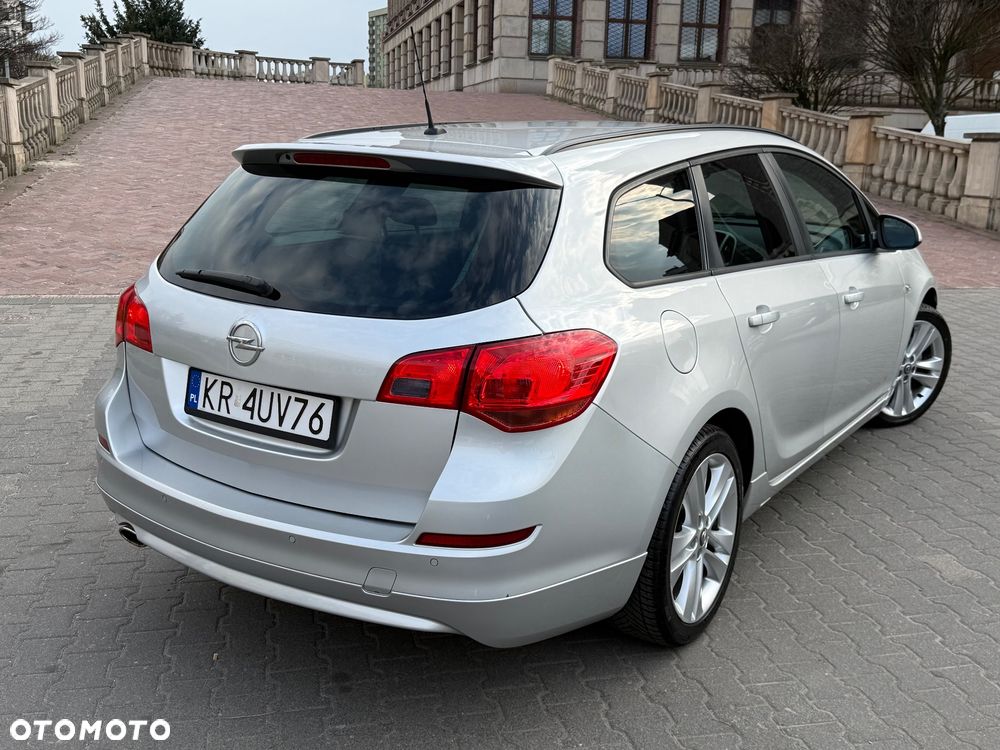 Opel Astra 1.4 T Cosmo - 22