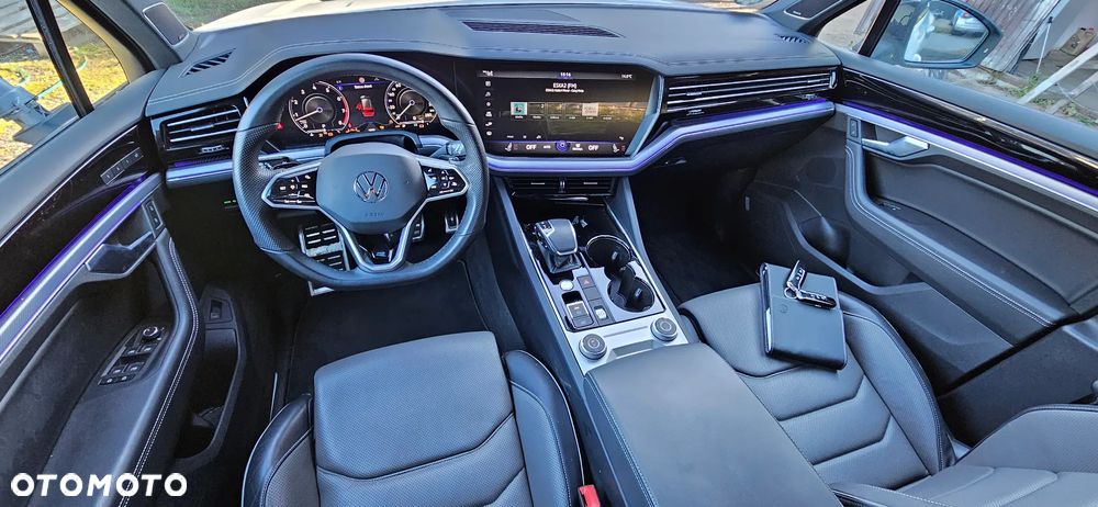 Volkswagen Touareg 3.0 V6 TFSI 4Motion R-Line - 11