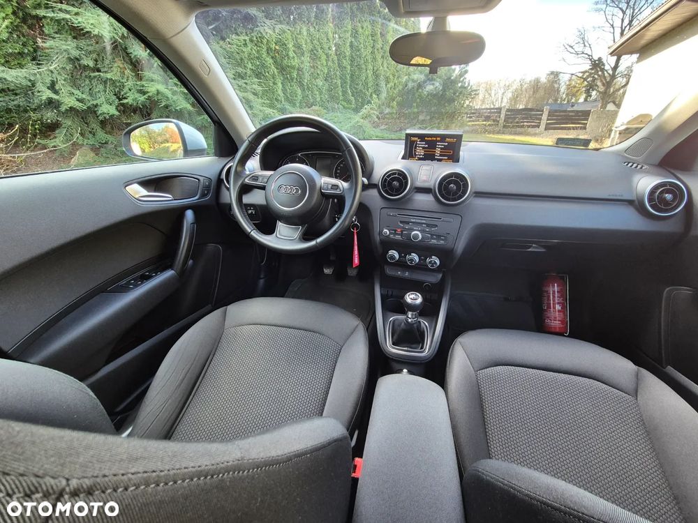 Audi A1 Sportback 1.6 TDI Ambition - 11