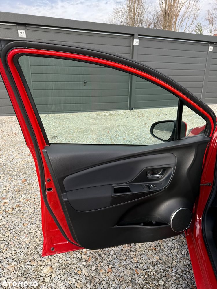 Toyota Yaris 1.5 Premium CVT - 15