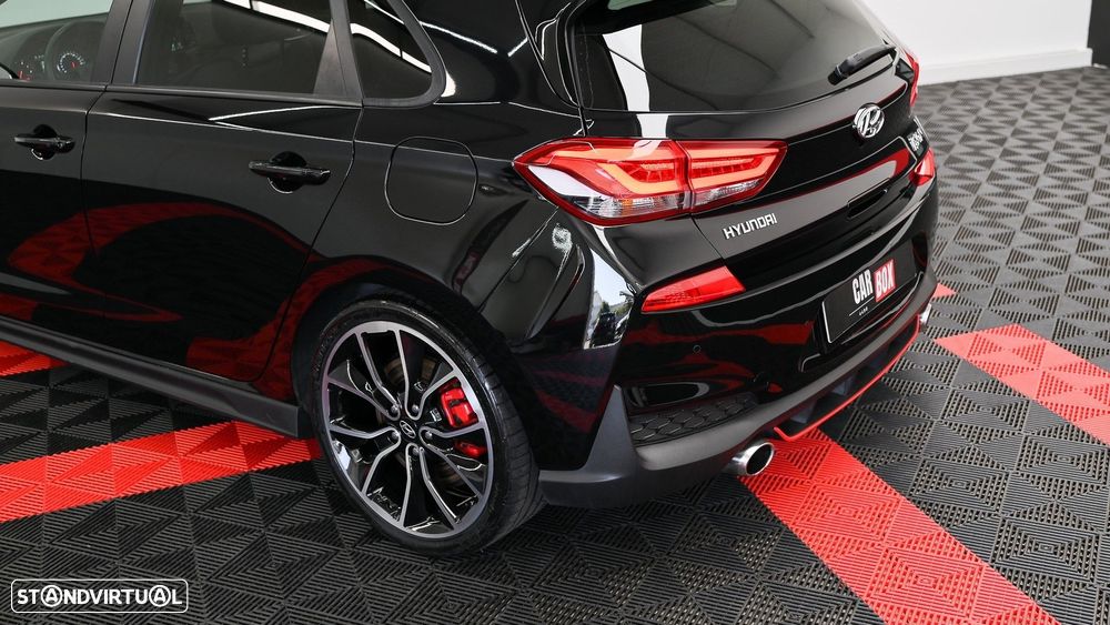 Hyundai i30 N 2.0 T-GDi Performance Pack - 26