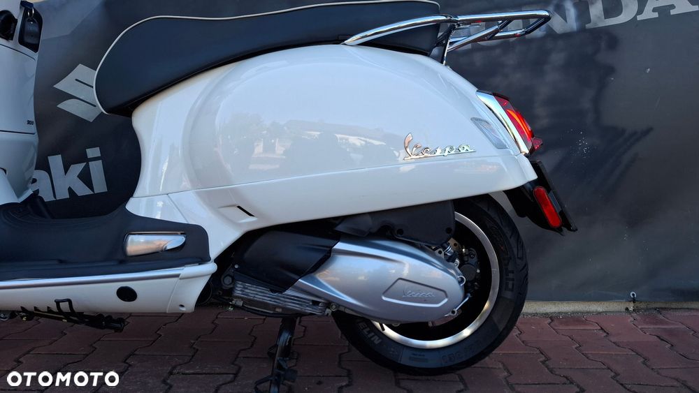 Piaggio Vespa - 10