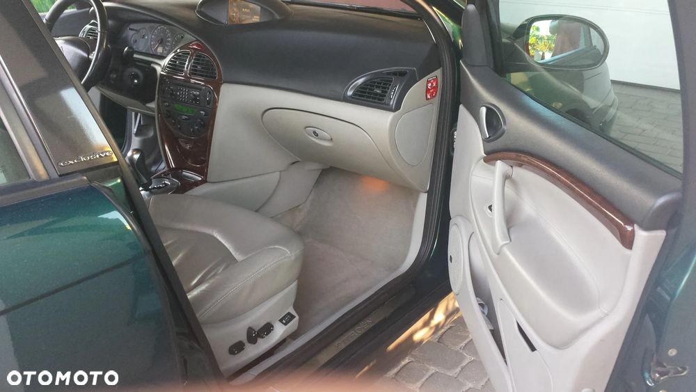 Citroën C5 3.0 V6 Exclusive - 17